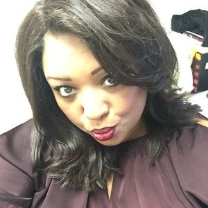 Meet your Posher, Patricia